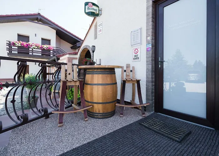 بيت ضيافة Restaurace A U Doubku 3*